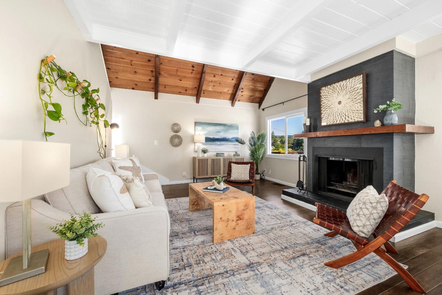 Detail Gallery Image 4 of 48 For 518 Encino Dr, Aptos,  CA 95003 - 3 Beds | 1/1 Baths