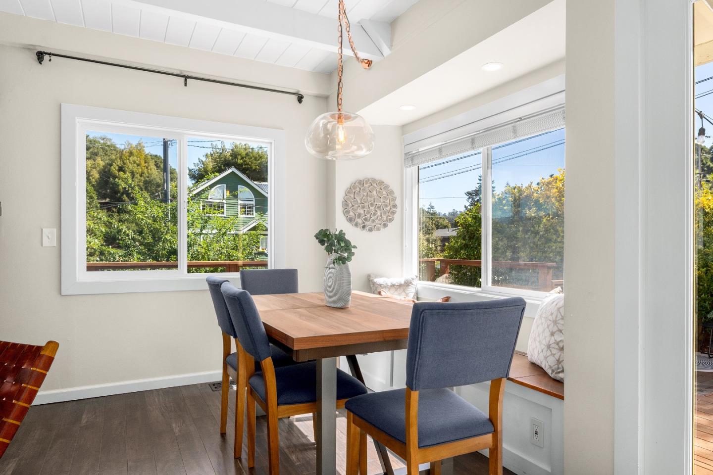 Detail Gallery Image 8 of 48 For 518 Encino Dr, Aptos,  CA 95003 - 3 Beds | 1/1 Baths