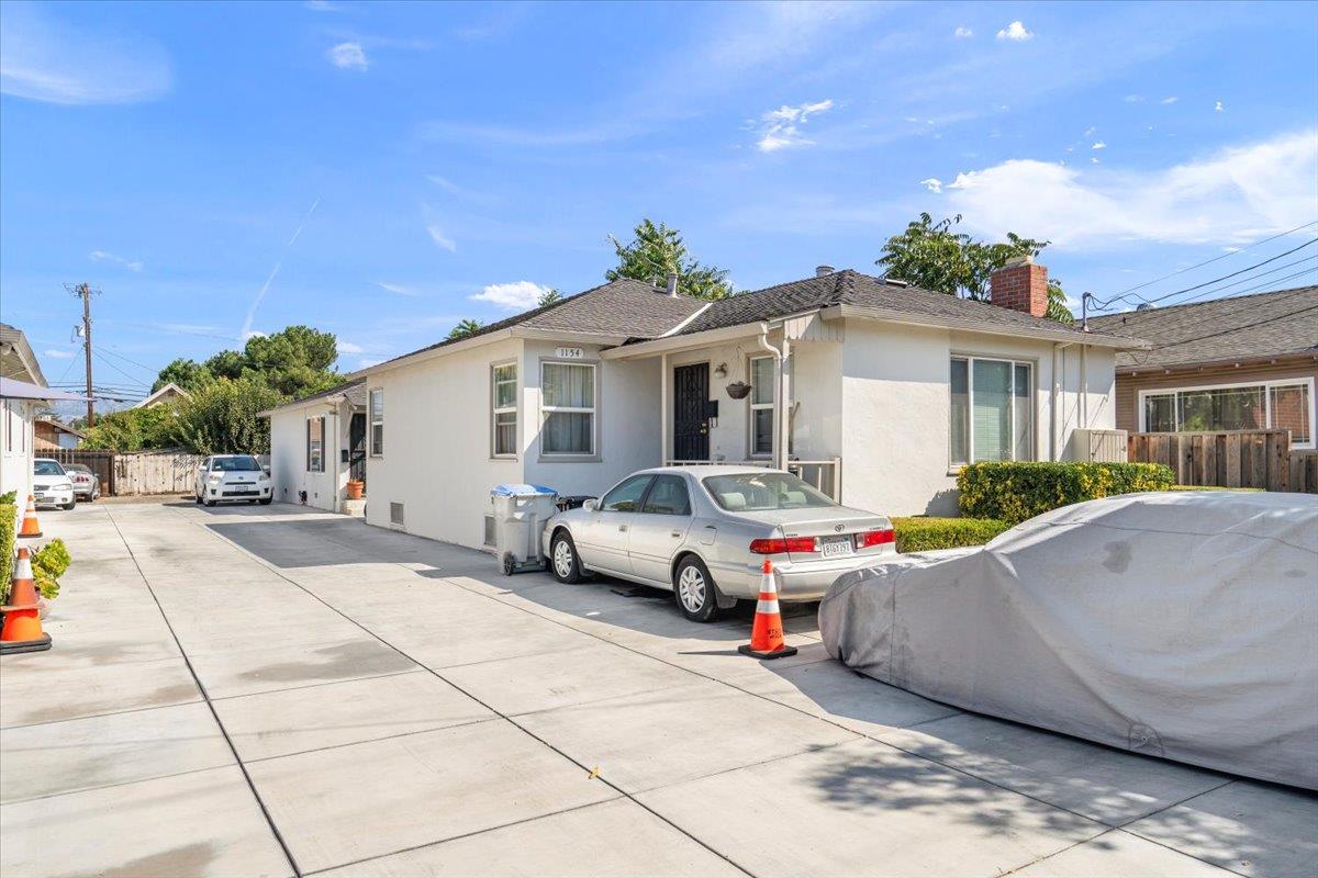 Detail Gallery Image 4 of 9 For 1144 Locust St, San Jose,  CA 95110 - – Beds | – Baths