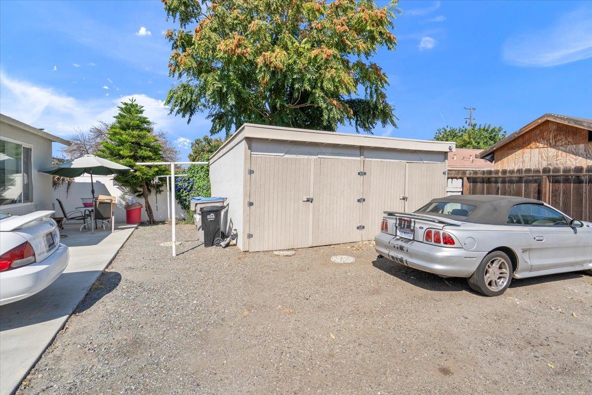 Detail Gallery Image 7 of 9 For 1144 Locust St, San Jose,  CA 95110 - – Beds | – Baths