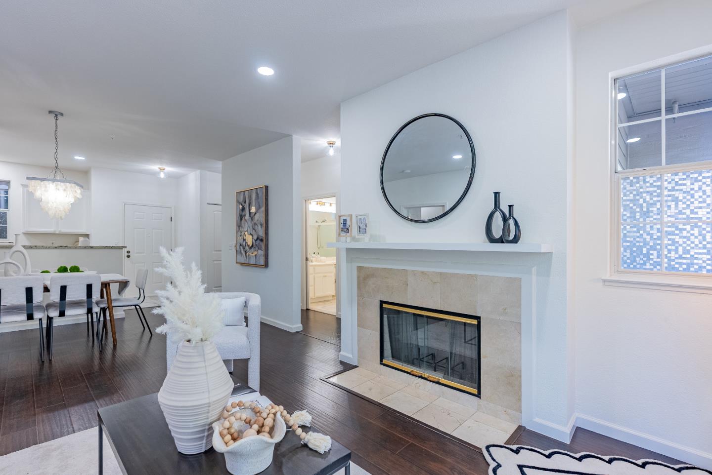 Detail Gallery Image 11 of 33 For 250 Santa Fe Ter #115,  Sunnyvale,  CA 94085 - 3 Beds | 2 Baths