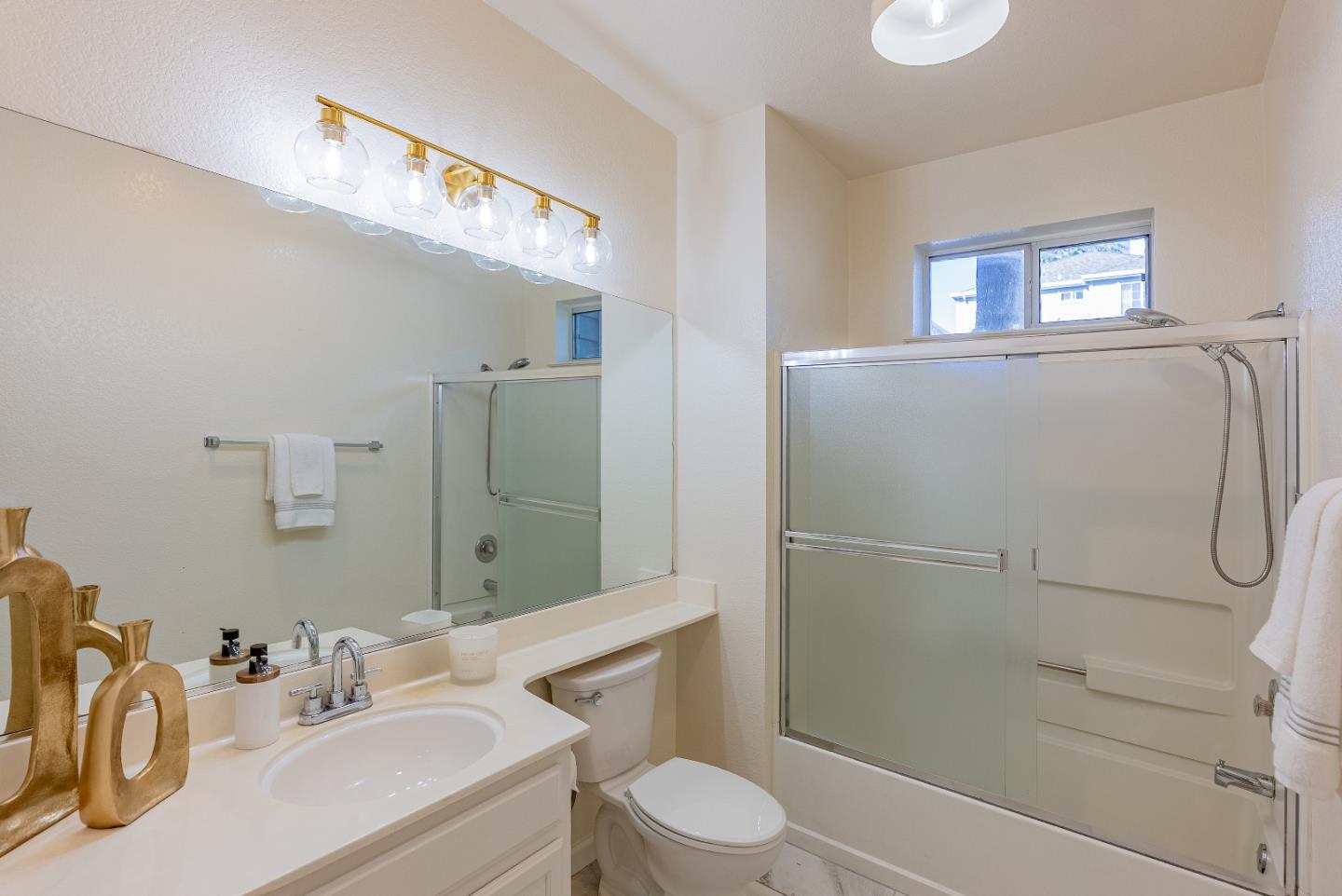 Detail Gallery Image 26 of 33 For 250 Santa Fe Ter #115,  Sunnyvale,  CA 94085 - 3 Beds | 2 Baths