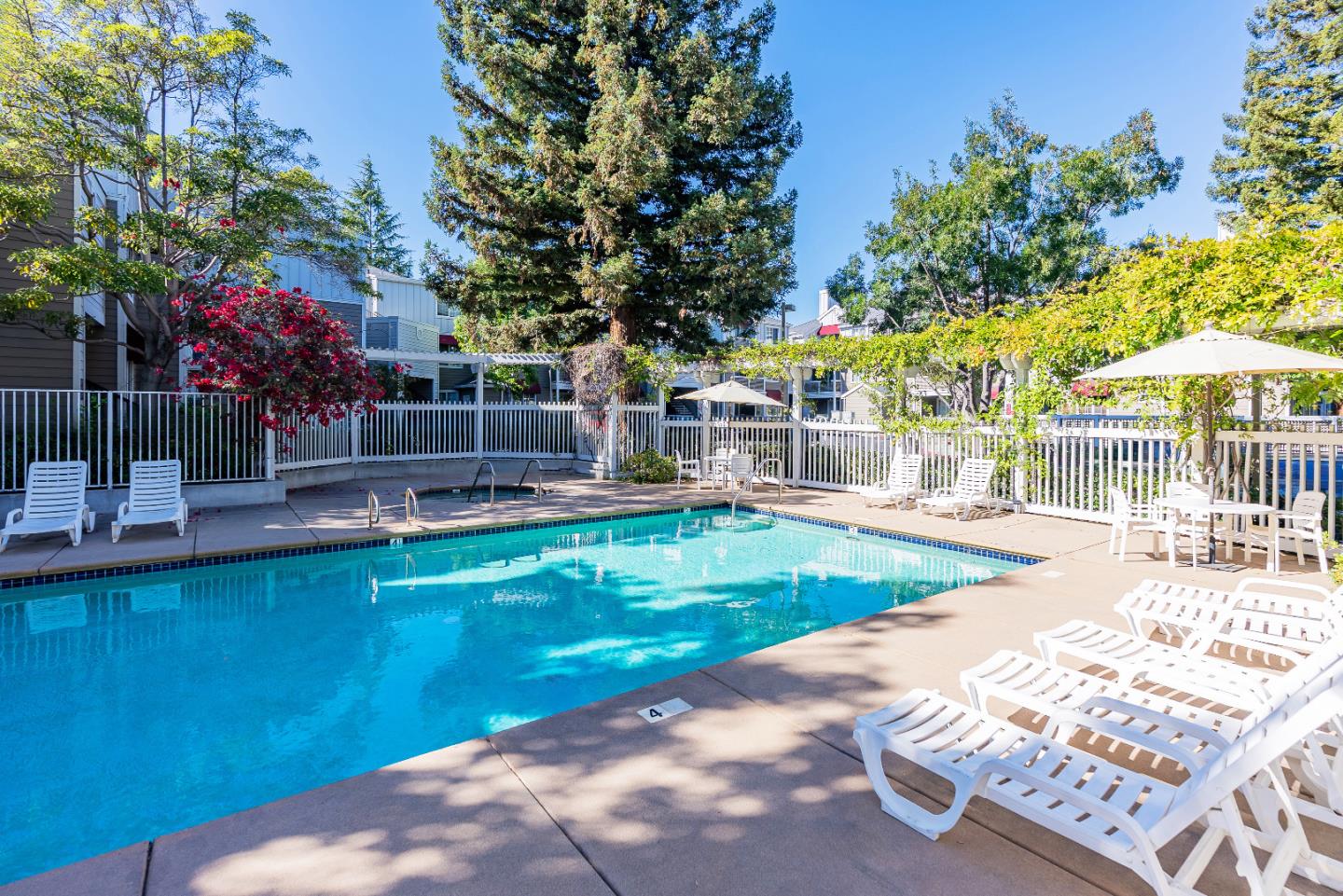 Detail Gallery Image 31 of 33 For 250 Santa Fe Ter #115,  Sunnyvale,  CA 94085 - 3 Beds | 2 Baths