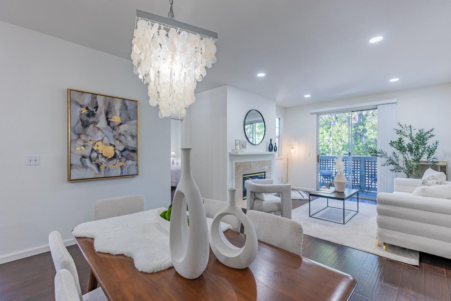 Detail Gallery Image 8 of 33 For 250 Santa Fe Ter #115,  Sunnyvale,  CA 94085 - 3 Beds | 2 Baths