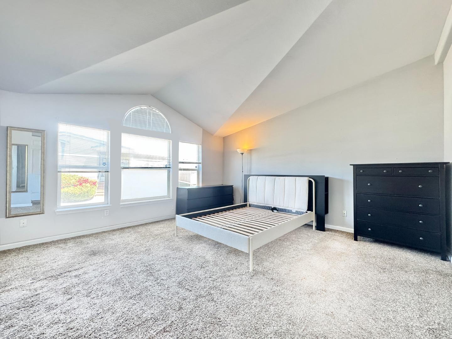 Detail Gallery Image 7 of 30 For 1225 Vienna Dr #604,  Sunnyvale,  CA 94089 - 4 Beds | 2 Baths