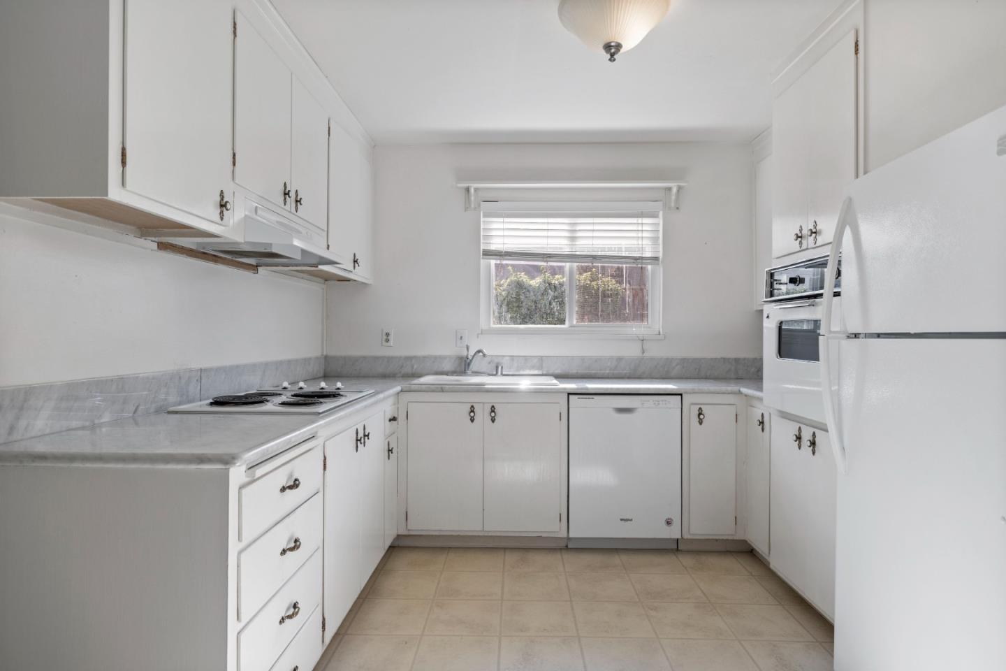 Detail Gallery Image 12 of 26 For 6421 Montana Ct, San Jose,  CA 95120 - 4 Beds | 2 Baths