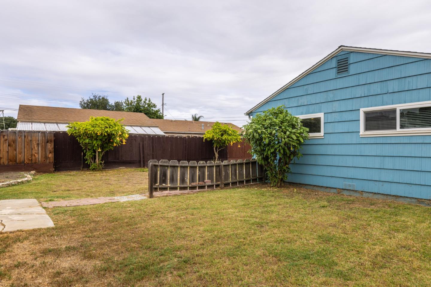 Detail Gallery Image 19 of 22 For 9 Young Dr, Salinas,  CA 93901 - 3 Beds | 1 Baths