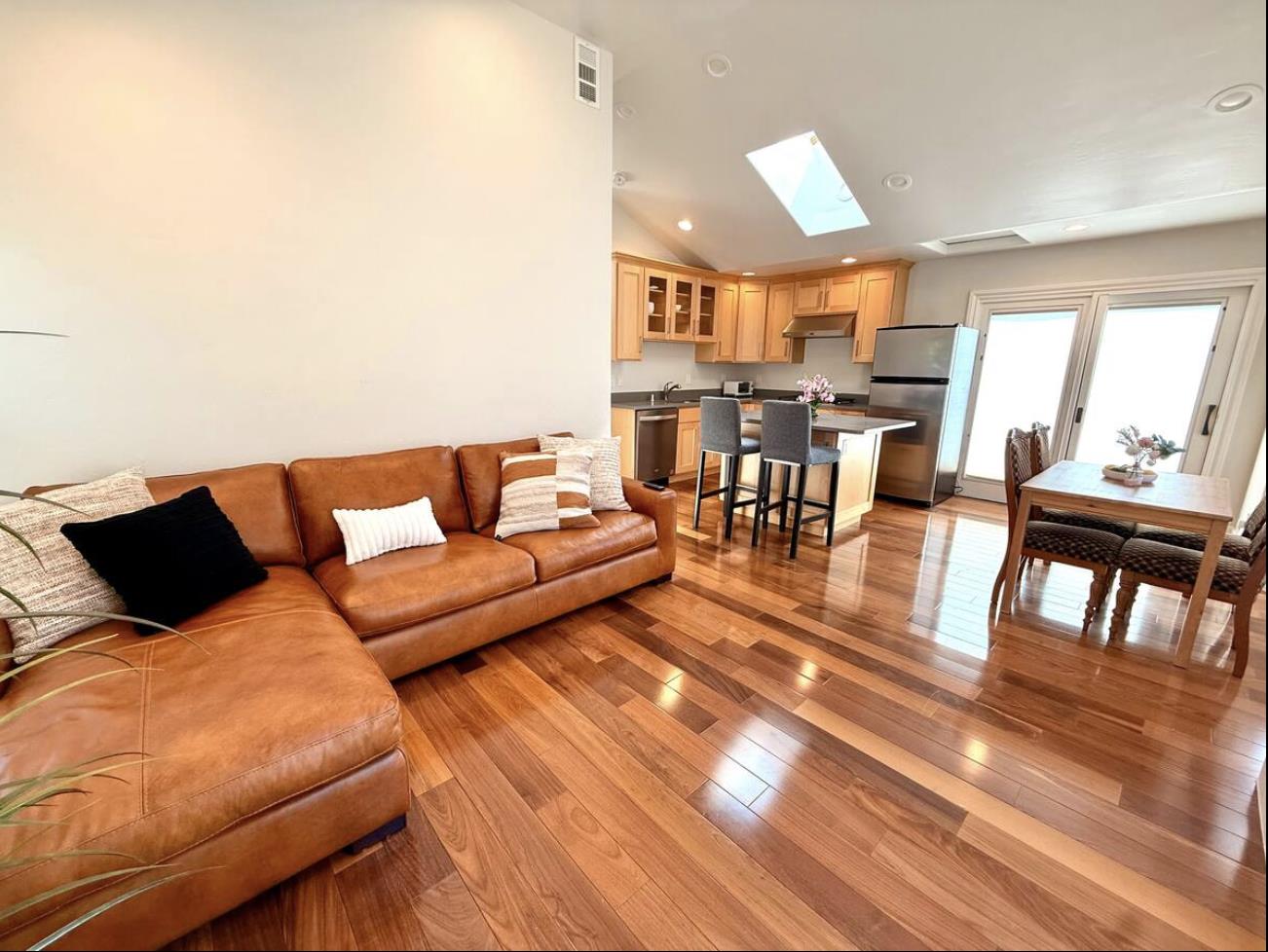 Detail Gallery Image 3 of 19 For Address Not Disclosed,  Cupertino,  CA 95014 - 2 Beds | 1 Baths