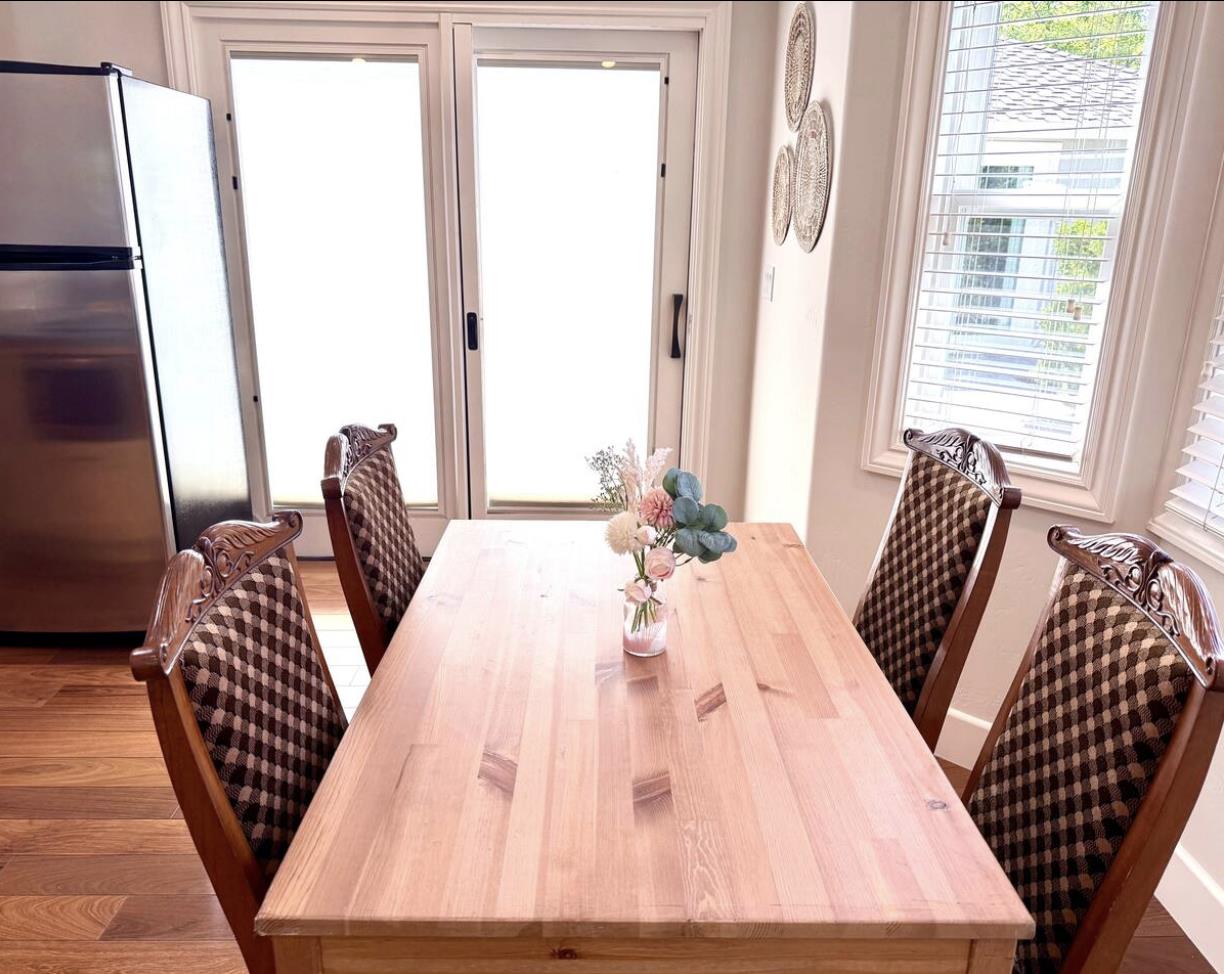 Detail Gallery Image 7 of 19 For Address Not Disclosed,  Cupertino,  CA 95014 - 2 Beds | 1 Baths