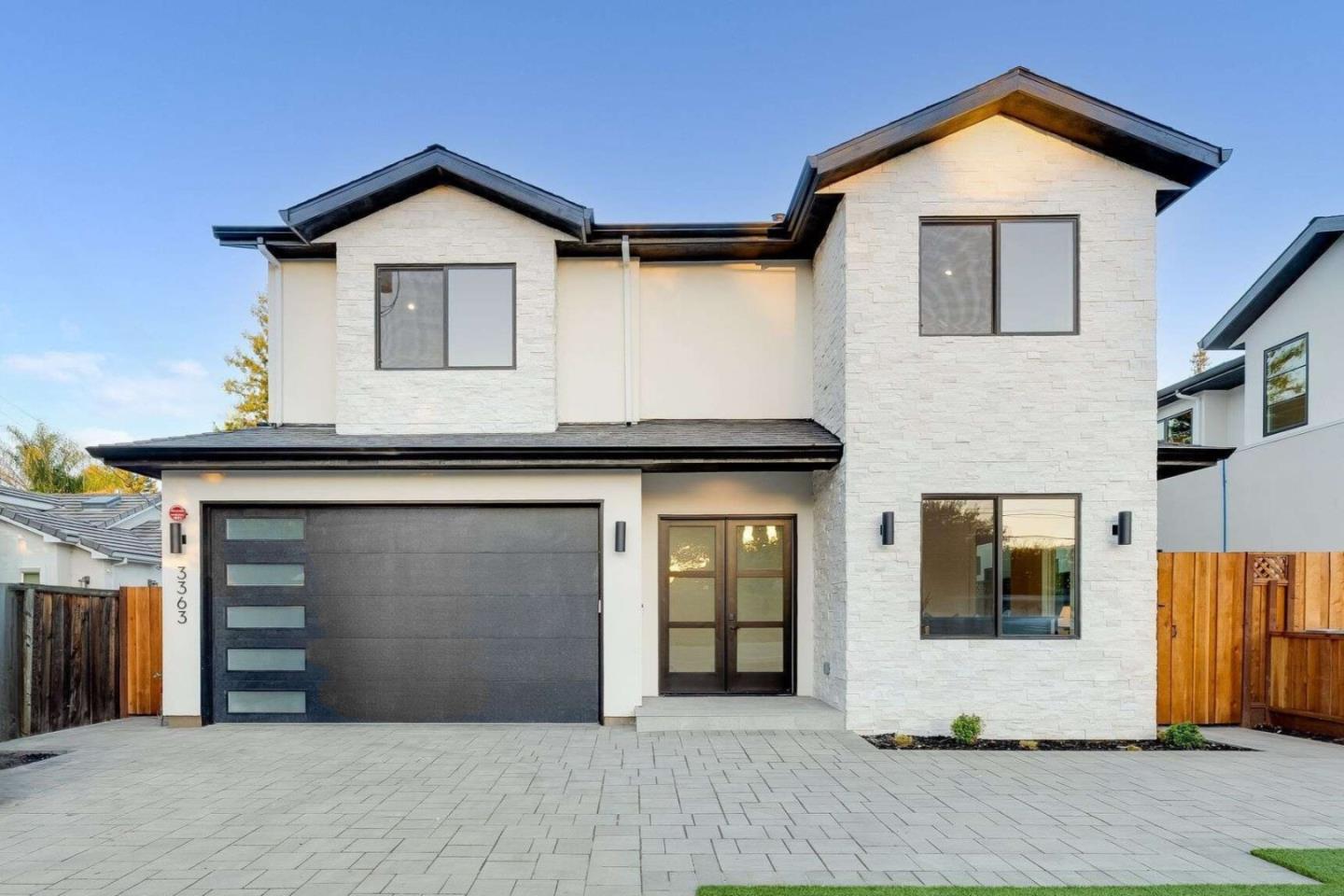 Detail Gallery Image 39 of 54 For 3363 Grant Rd, Mountain View,  CA 94040 - 5 Beds | 4/1 Baths