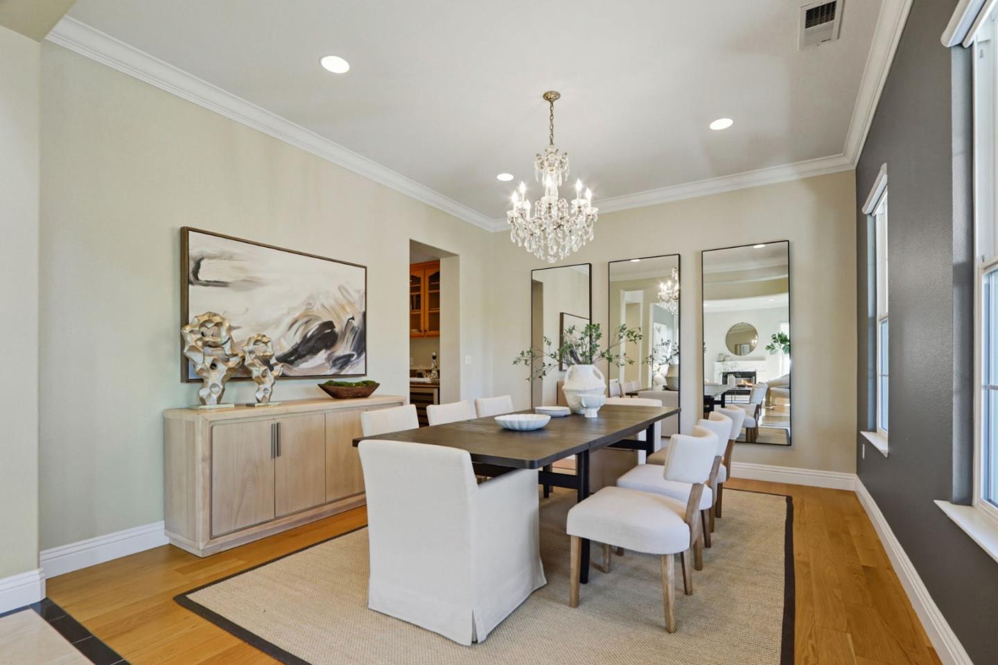 Detail Gallery Image 17 of 90 For 5300 Laurel Canyon Dr, San Jose,  CA 95138 - 5 Beds | 5 Baths