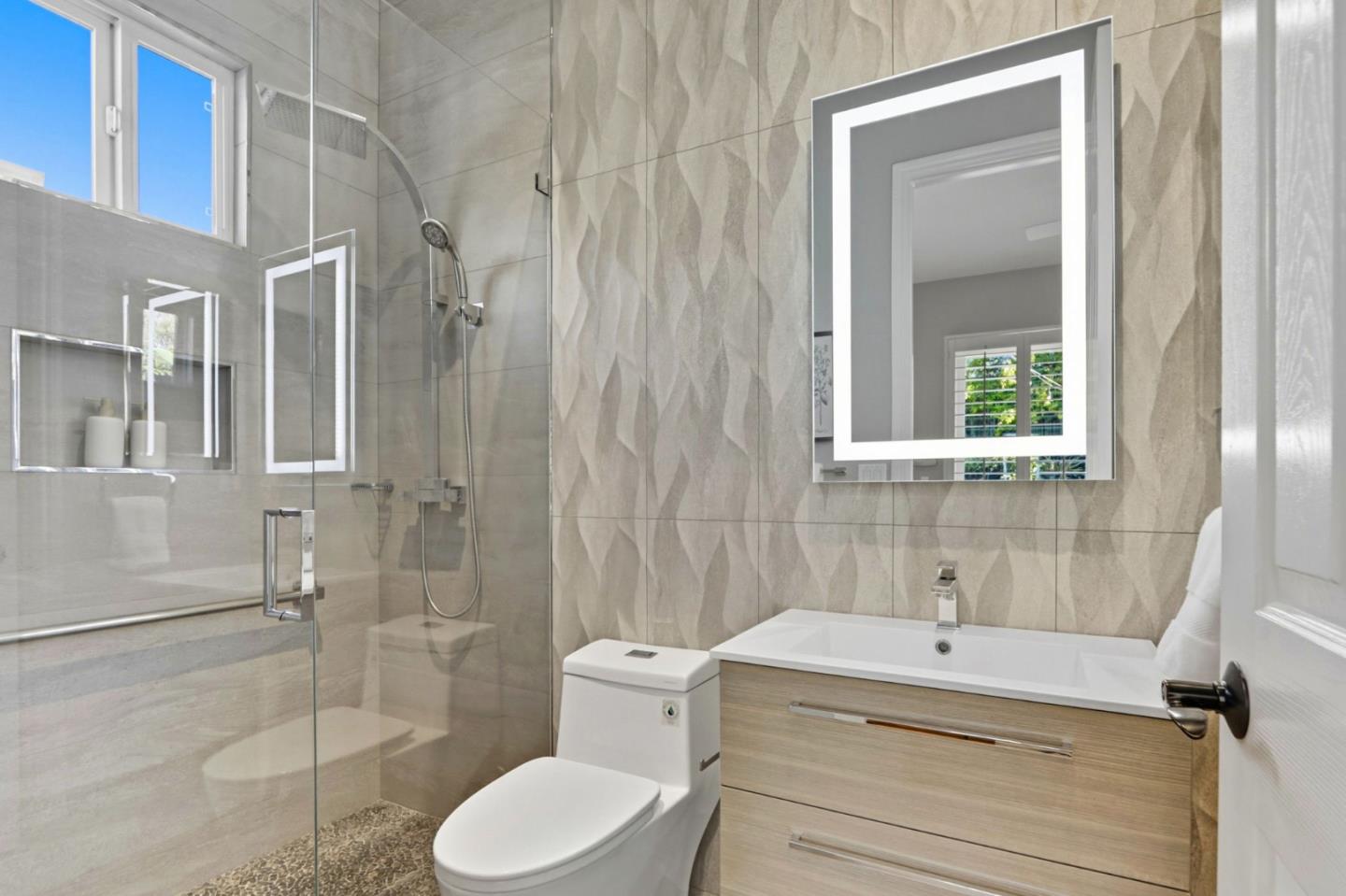 Detail Gallery Image 34 of 90 For 5300 Laurel Canyon Dr, San Jose,  CA 95138 - 5 Beds | 5 Baths