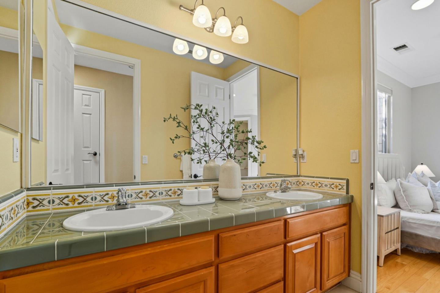 Detail Gallery Image 41 of 90 For 5300 Laurel Canyon Dr, San Jose,  CA 95138 - 5 Beds | 5 Baths