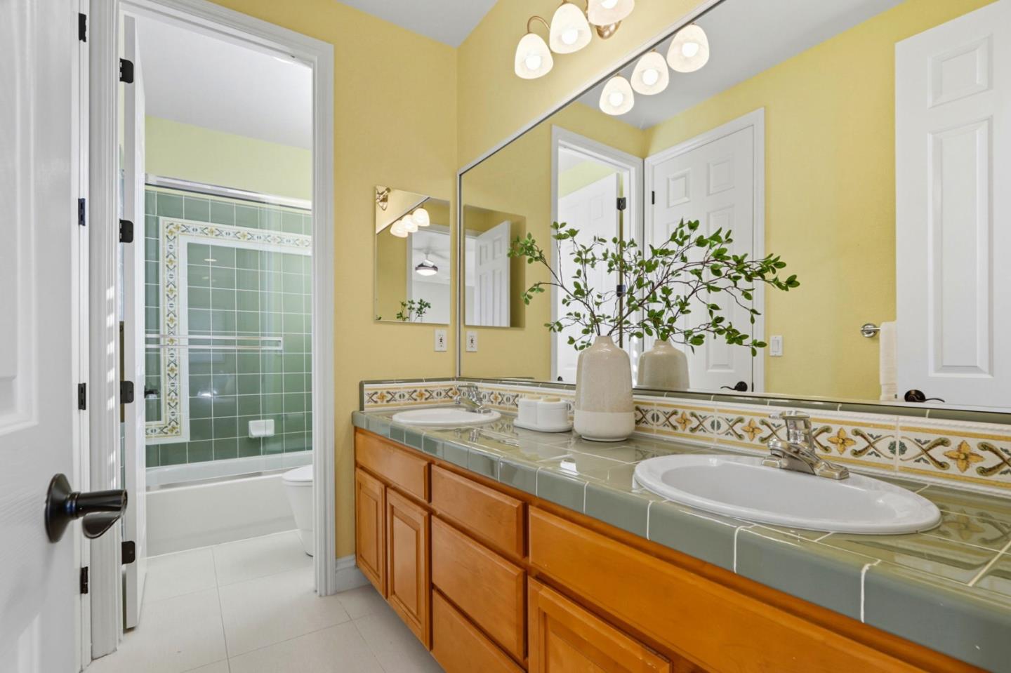 Detail Gallery Image 42 of 90 For 5300 Laurel Canyon Dr, San Jose,  CA 95138 - 5 Beds | 5 Baths