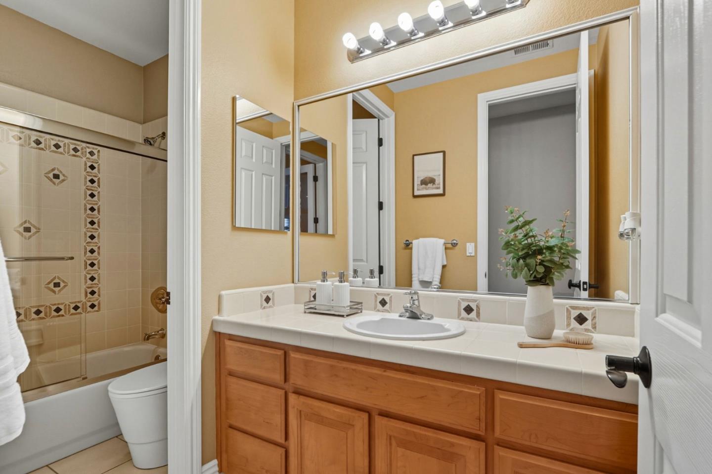 Detail Gallery Image 46 of 90 For 5300 Laurel Canyon Dr, San Jose,  CA 95138 - 5 Beds | 5 Baths