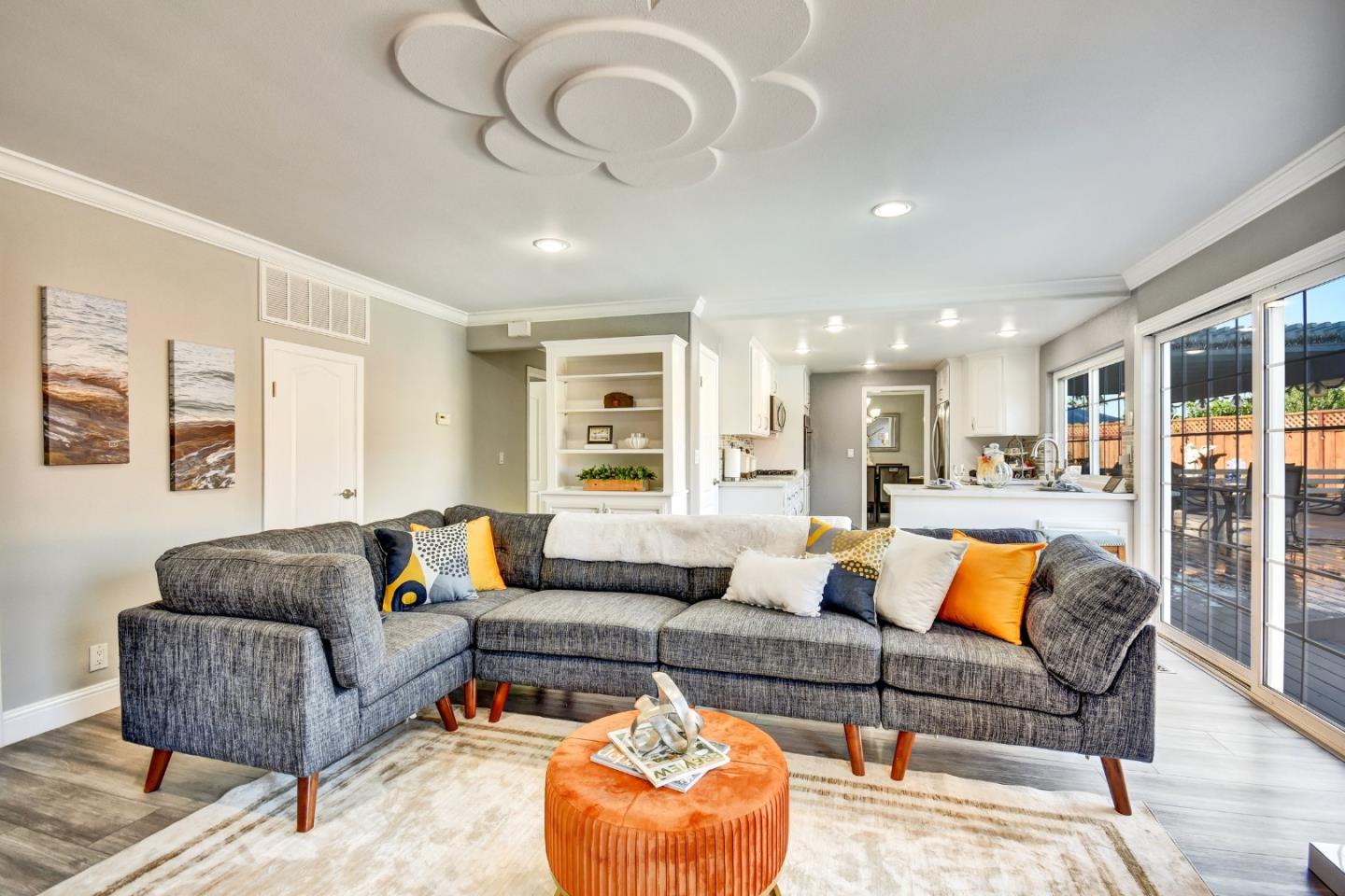 Detail Gallery Image 13 of 33 For 1068 Ondine Ct, San Jose,  CA 95132 - 5 Beds | 2/1 Baths