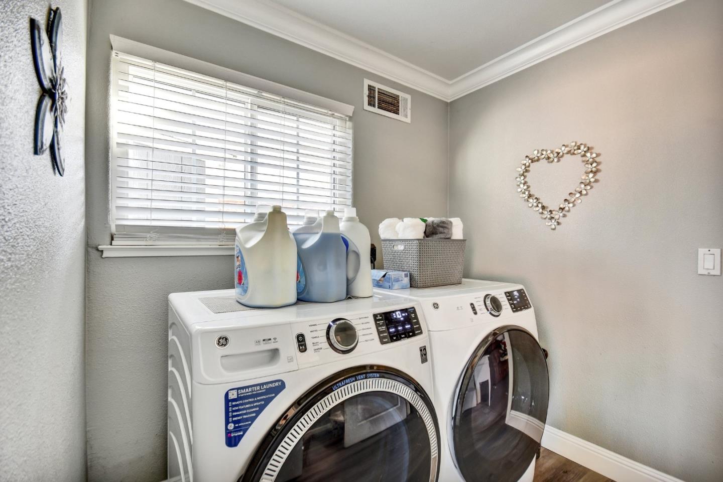 Detail Gallery Image 21 of 33 For 1068 Ondine Ct, San Jose,  CA 95132 - 5 Beds | 2/1 Baths