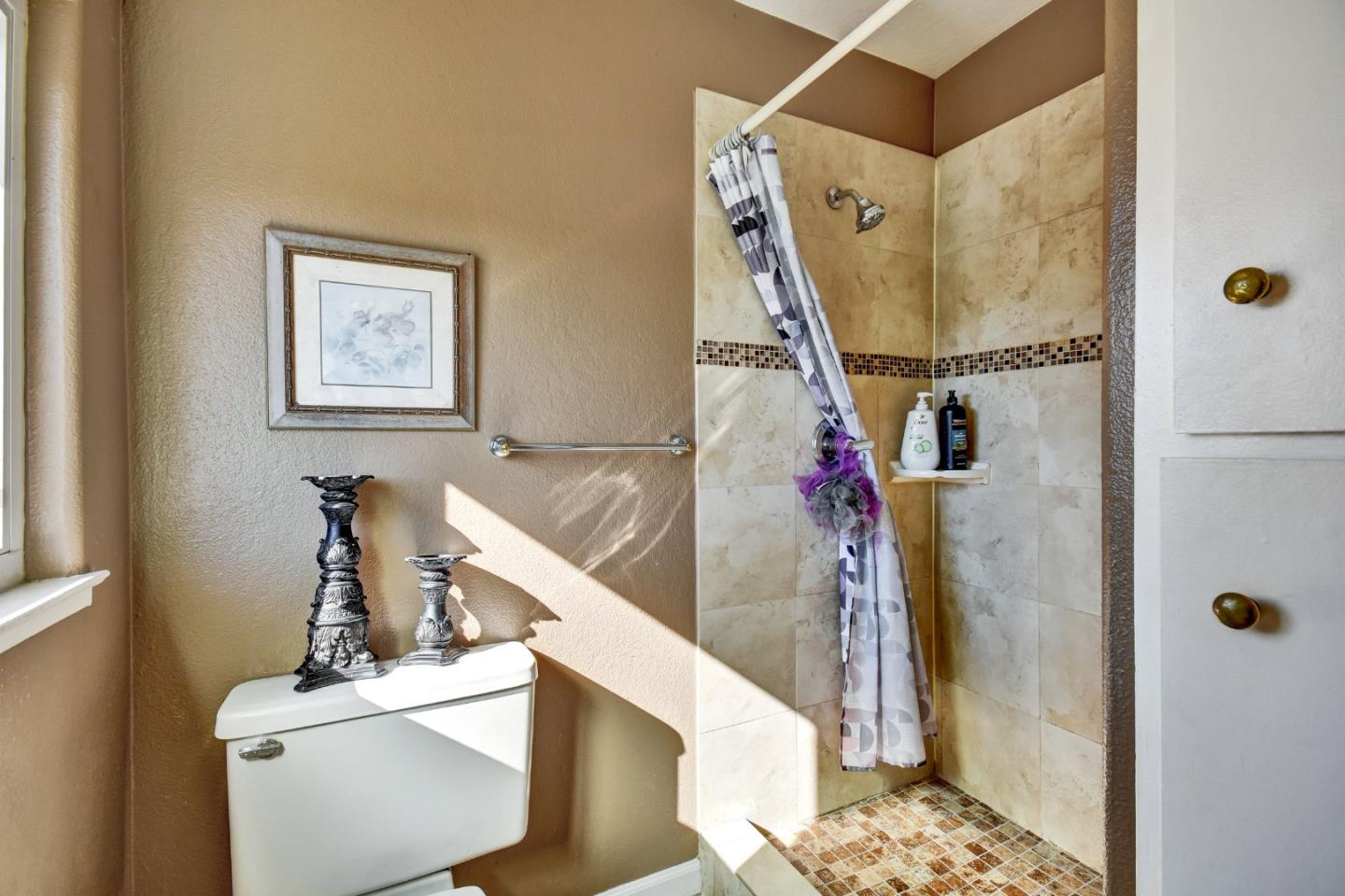 Detail Gallery Image 22 of 33 For 1068 Ondine Ct, San Jose,  CA 95132 - 5 Beds | 2/1 Baths
