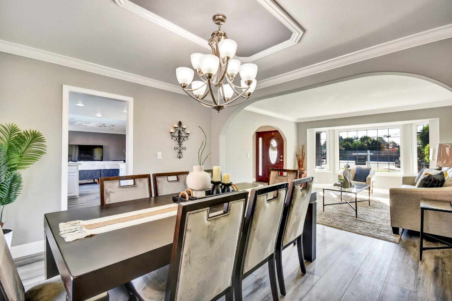 Detail Gallery Image 8 of 33 For 1068 Ondine Ct, San Jose,  CA 95132 - 5 Beds | 2/1 Baths