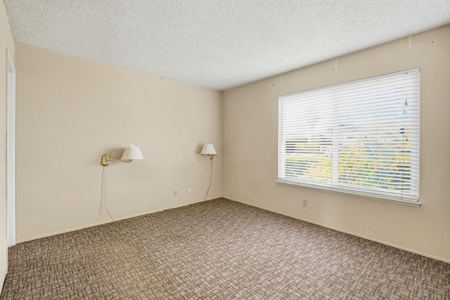 Detail Gallery Image 15 of 17 For 535 Lanyard Dr, Redwood Shores,  CA 94065 - 3 Beds | 2 Baths