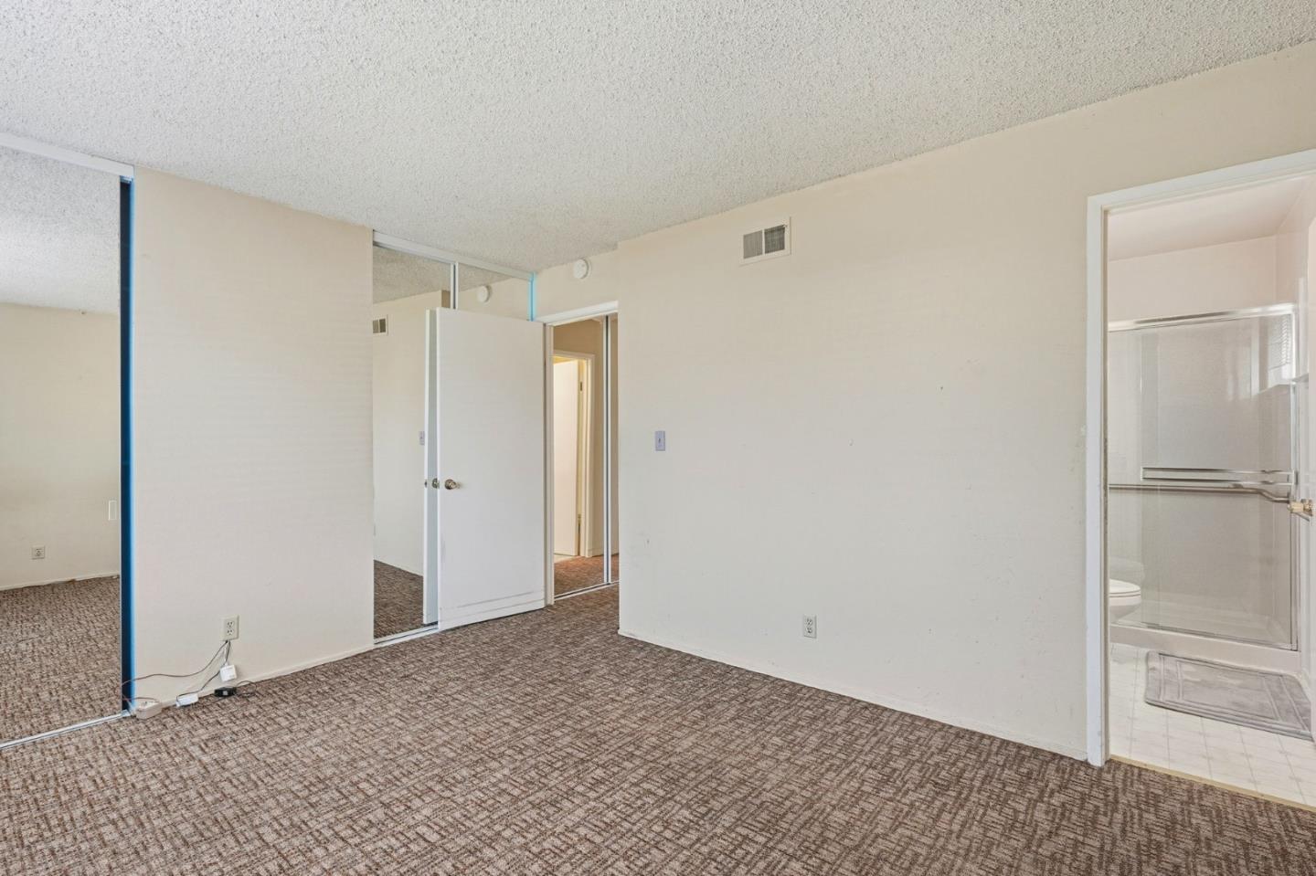 Detail Gallery Image 16 of 17 For 535 Lanyard Dr, Redwood Shores,  CA 94065 - 3 Beds | 2 Baths