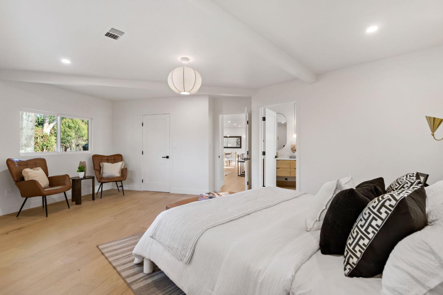 Detail Gallery Image 12 of 74 For 1040 Longfellow Ave, Campbell,  CA 95008 - 5 Beds | 3 Baths