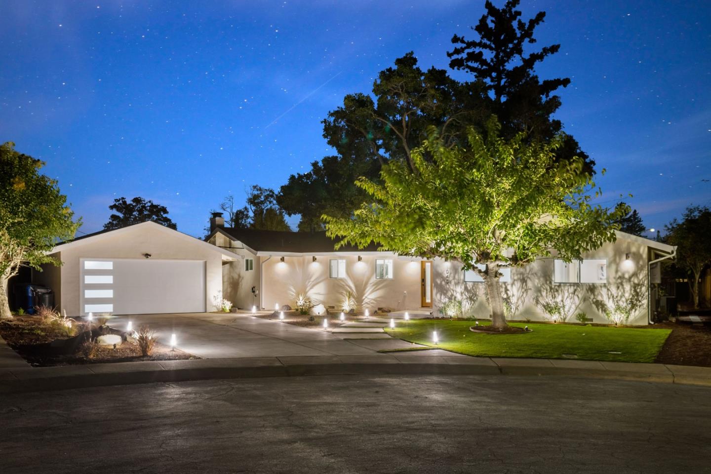 Detail Gallery Image 2 of 74 For 1040 Longfellow Ave, Campbell,  CA 95008 - 5 Beds | 3 Baths