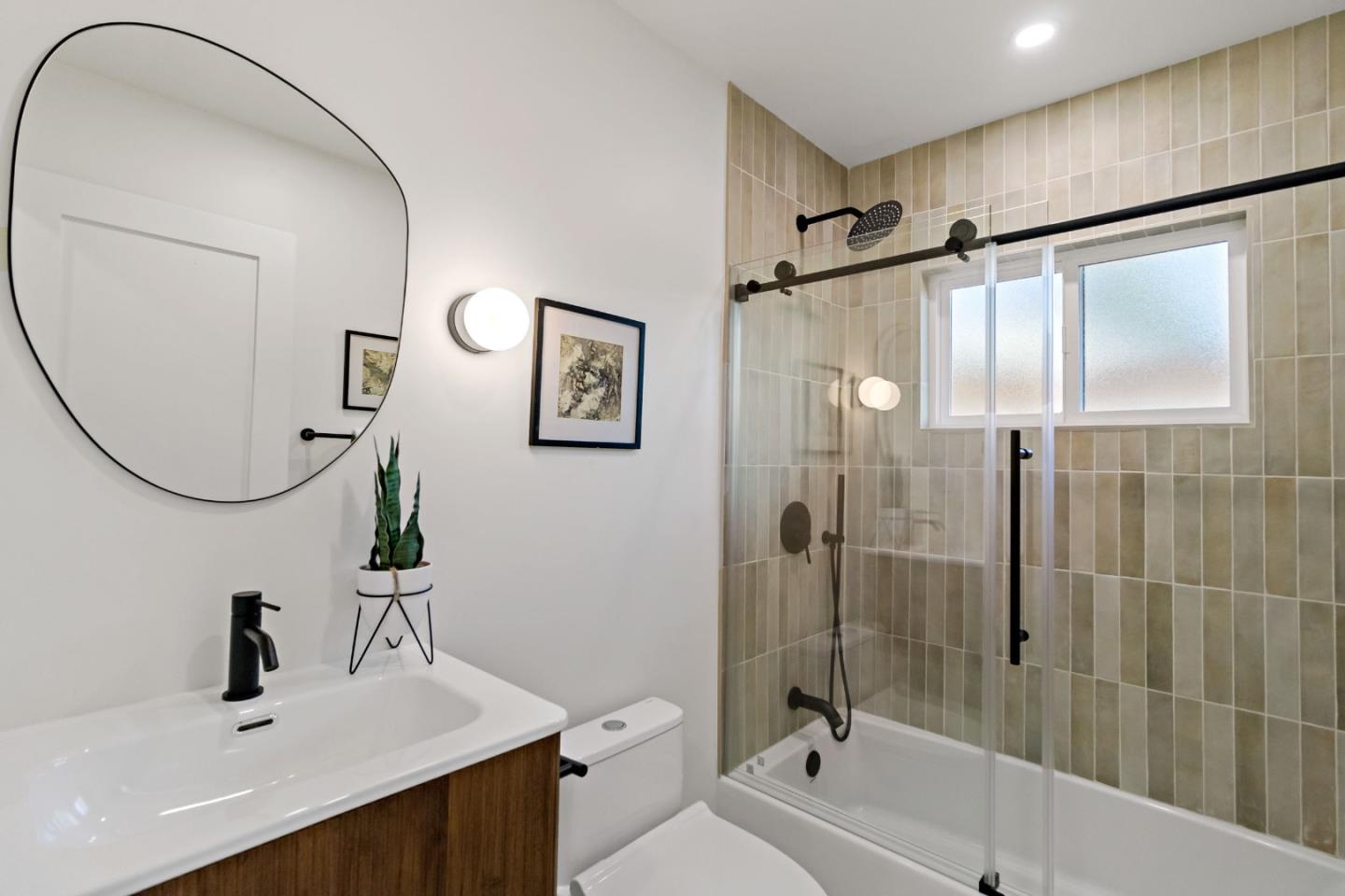 Detail Gallery Image 21 of 74 For 1040 Longfellow Ave, Campbell,  CA 95008 - 5 Beds | 3 Baths