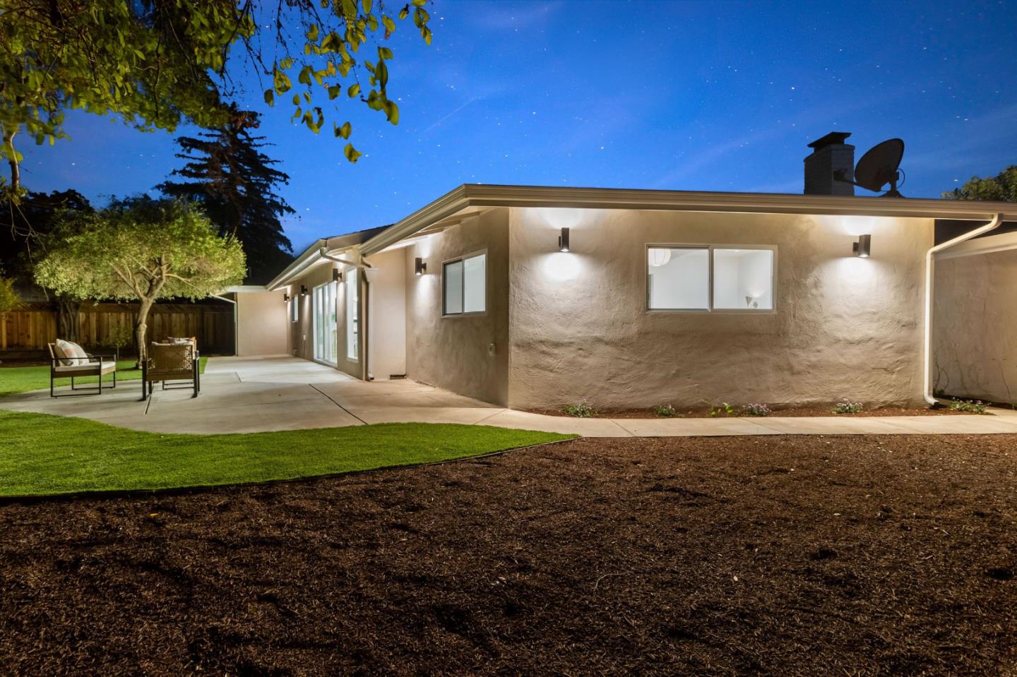 Detail Gallery Image 43 of 74 For 1040 Longfellow Ave, Campbell,  CA 95008 - 5 Beds | 3 Baths