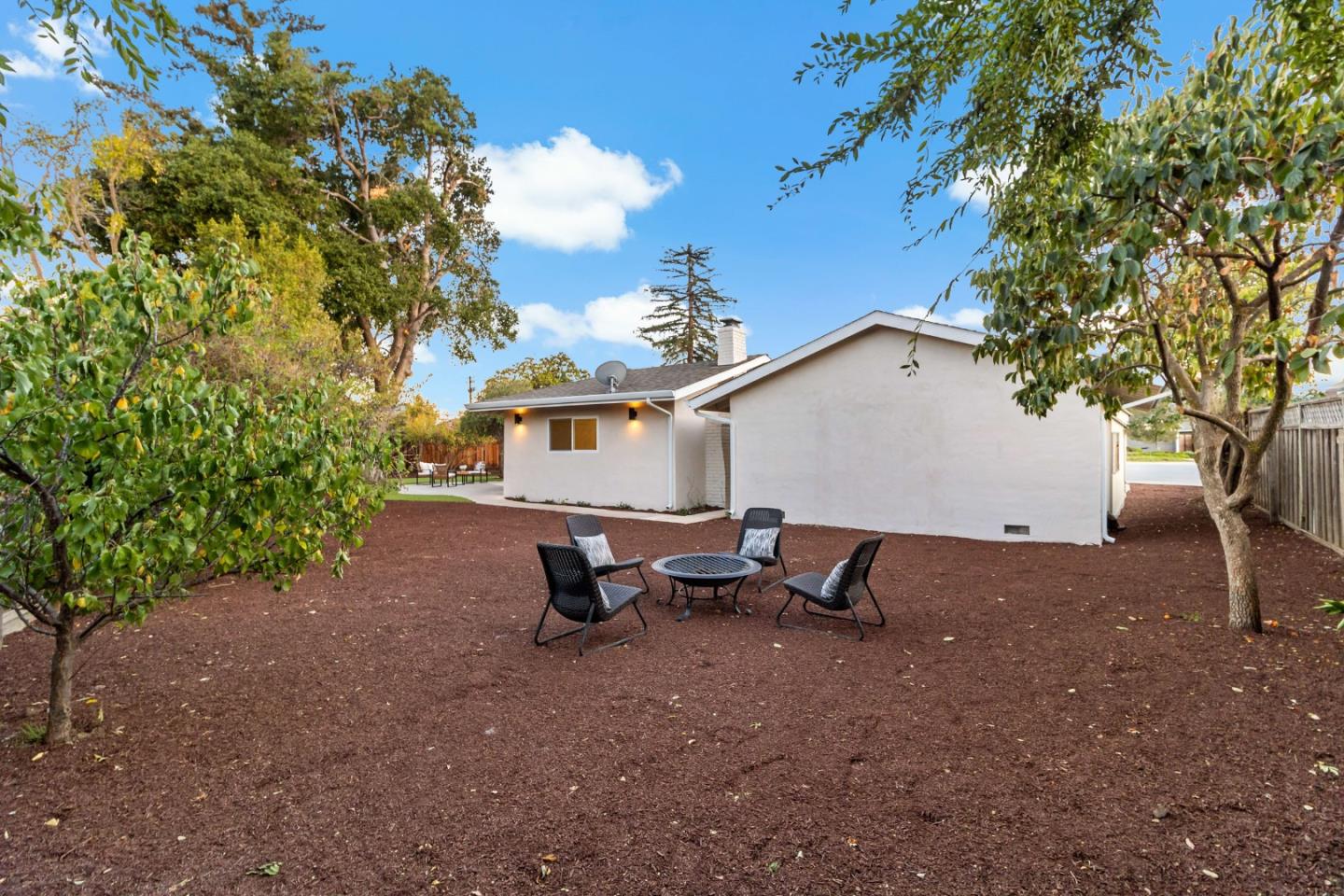 Detail Gallery Image 50 of 74 For 1040 Longfellow Ave, Campbell,  CA 95008 - 5 Beds | 3 Baths