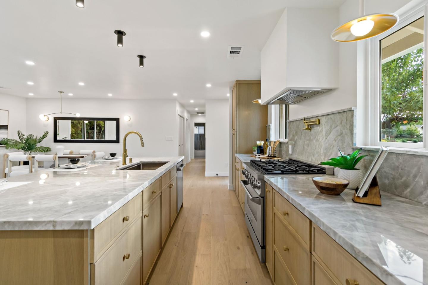 Detail Gallery Image 57 of 74 For 1040 Longfellow Ave, Campbell,  CA 95008 - 5 Beds | 3 Baths