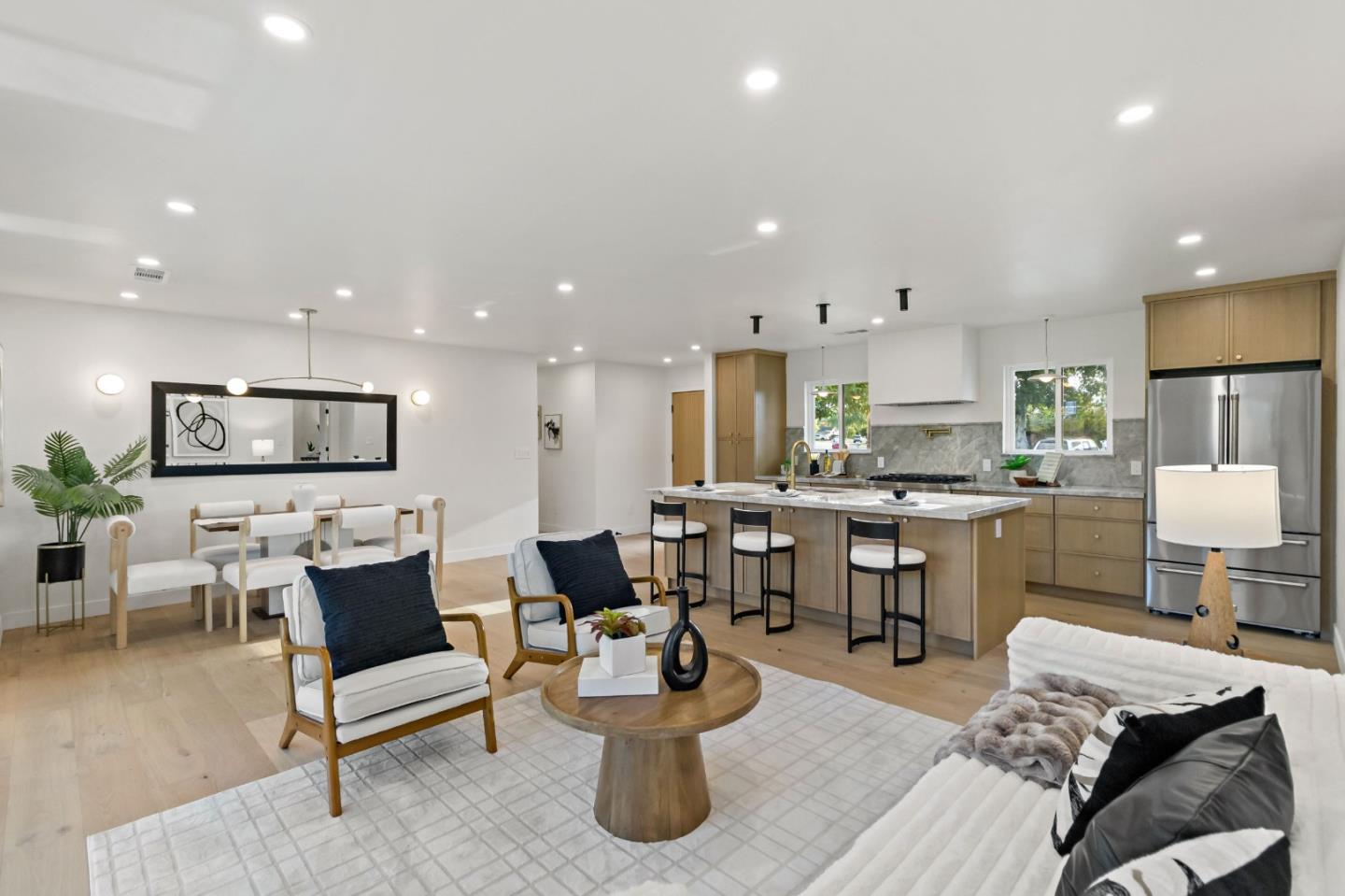 Detail Gallery Image 8 of 74 For 1040 Longfellow Ave, Campbell,  CA 95008 - 5 Beds | 3 Baths