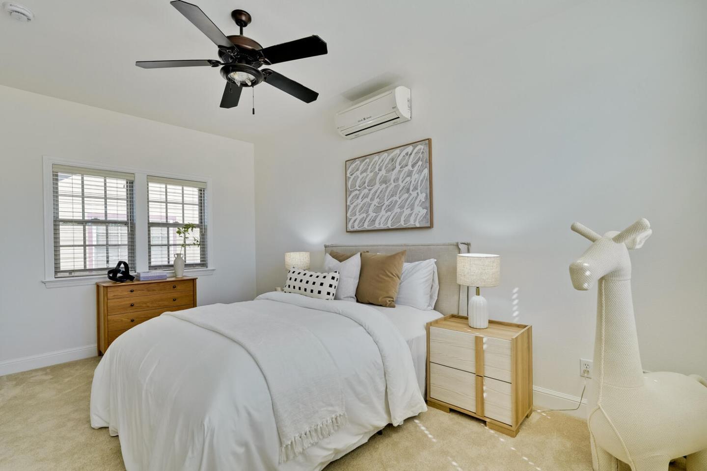 Detail Gallery Image 14 of 20 For 1914 7th St #B,  Berkeley,  CA 94710 - 3 Beds | 1/1 Baths