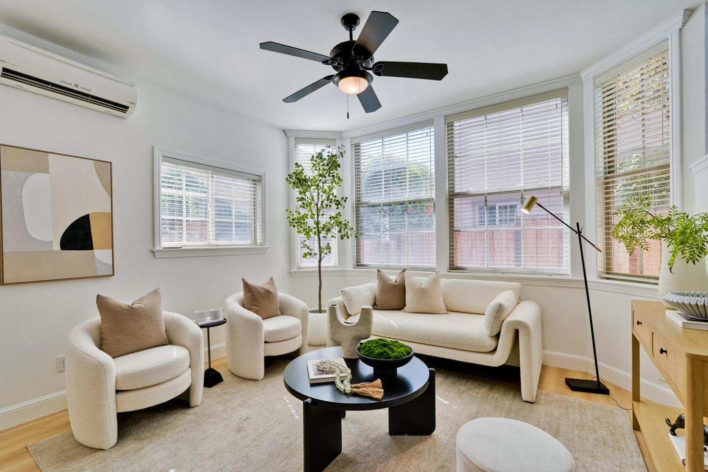 Detail Gallery Image 4 of 20 For 1914 7th St #B,  Berkeley,  CA 94710 - 3 Beds | 1/1 Baths