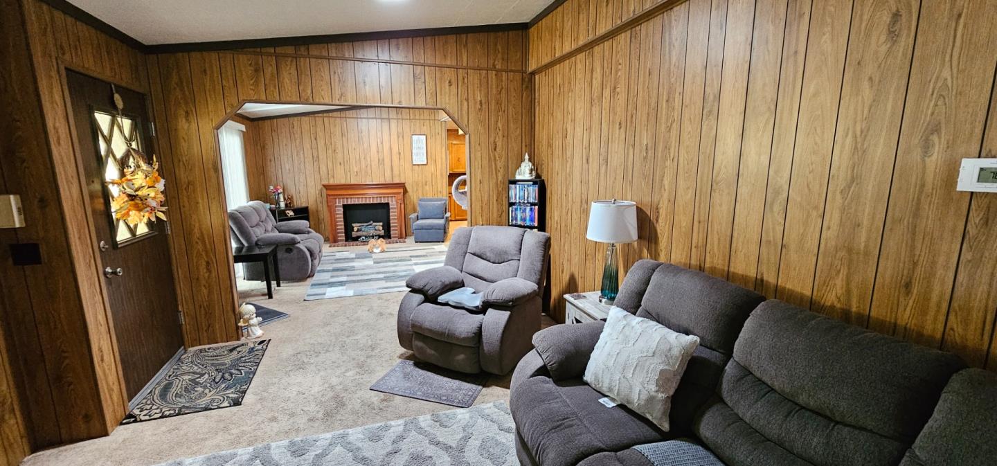 Detail Gallery Image 10 of 33 For 556 Millpond Dr #556,  San Jose,  CA 95125 - 3 Beds | 2 Baths