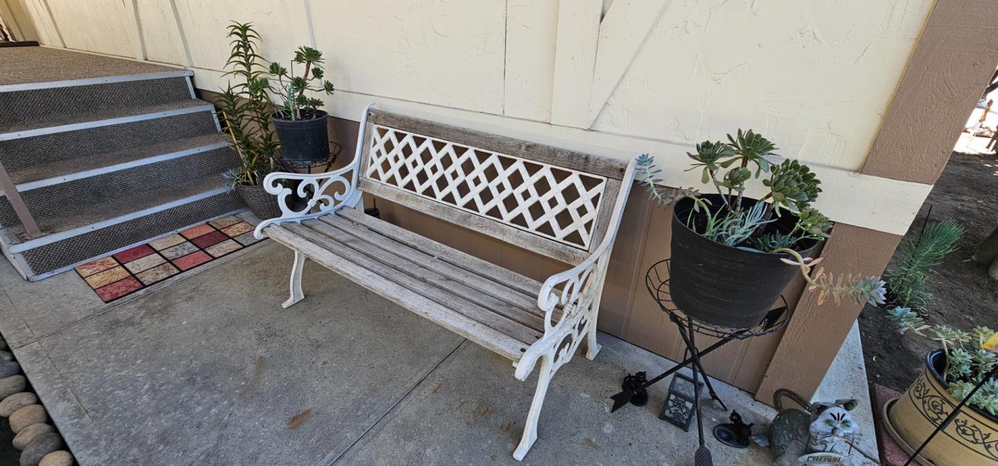 Detail Gallery Image 6 of 33 For 556 Millpond Dr #556,  San Jose,  CA 95125 - 3 Beds | 2 Baths