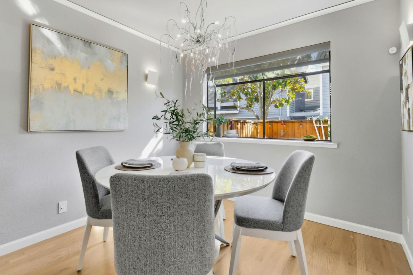 Detail Gallery Image 11 of 26 For 1162 Capri Dr, Campbell,  CA 95008 - 3 Beds | 2/1 Baths