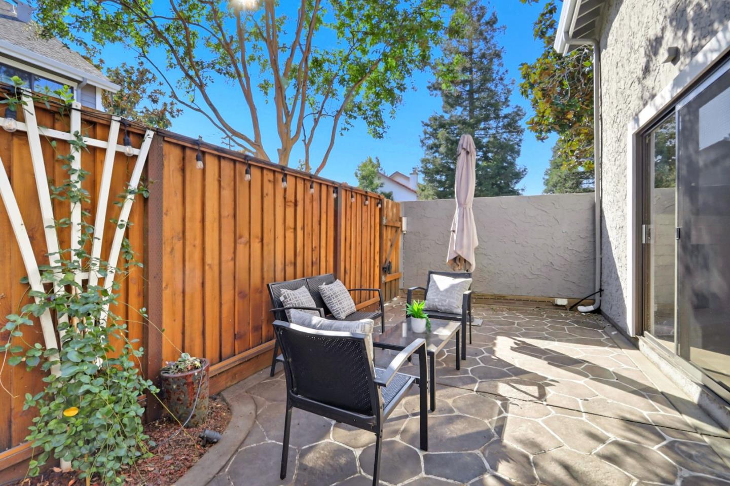 Detail Gallery Image 25 of 26 For 1162 Capri Dr, Campbell,  CA 95008 - 3 Beds | 2/1 Baths