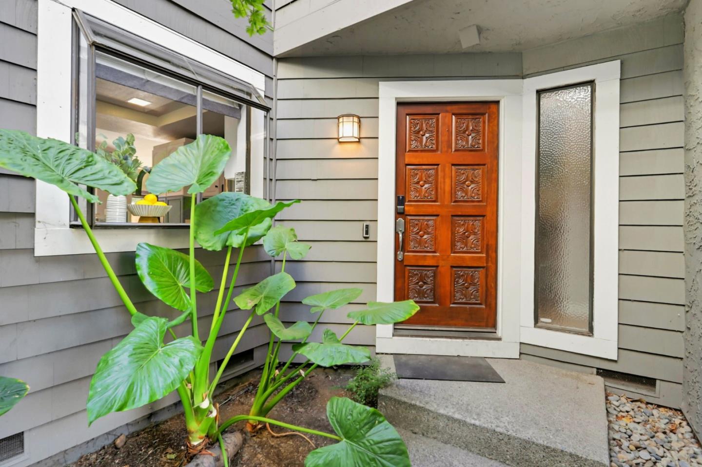 Detail Gallery Image 3 of 26 For 1162 Capri Dr, Campbell,  CA 95008 - 3 Beds | 2/1 Baths