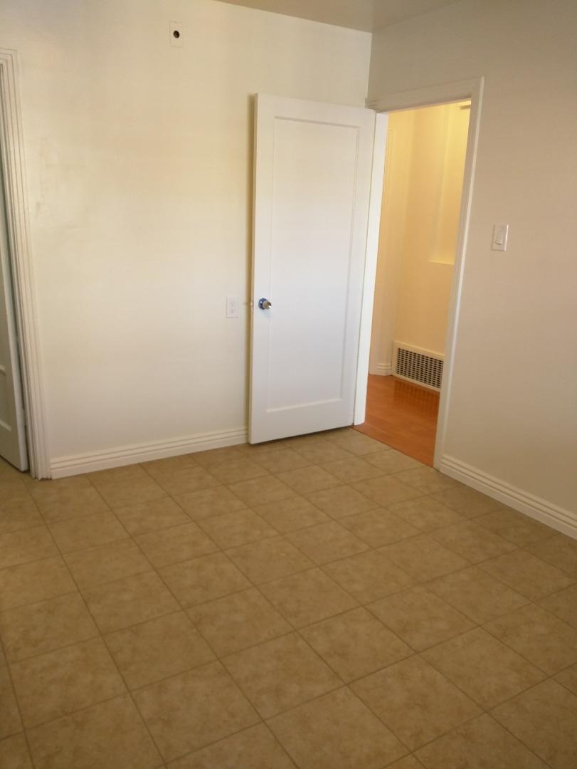 Detail Gallery Image 7 of 25 For 439 N Claremont St #1,  San Mateo,  CA 94401 - 2 Beds | 1 Baths