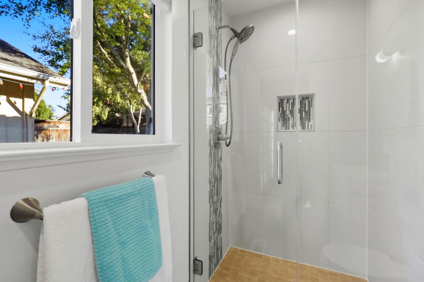 Detail Gallery Image 24 of 37 For 5012 Moonstone Ct, San Jose,  CA 95136 - 3 Beds | 2 Baths