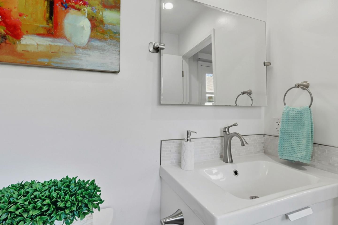 Detail Gallery Image 25 of 37 For 5012 Moonstone Ct, San Jose,  CA 95136 - 3 Beds | 2 Baths