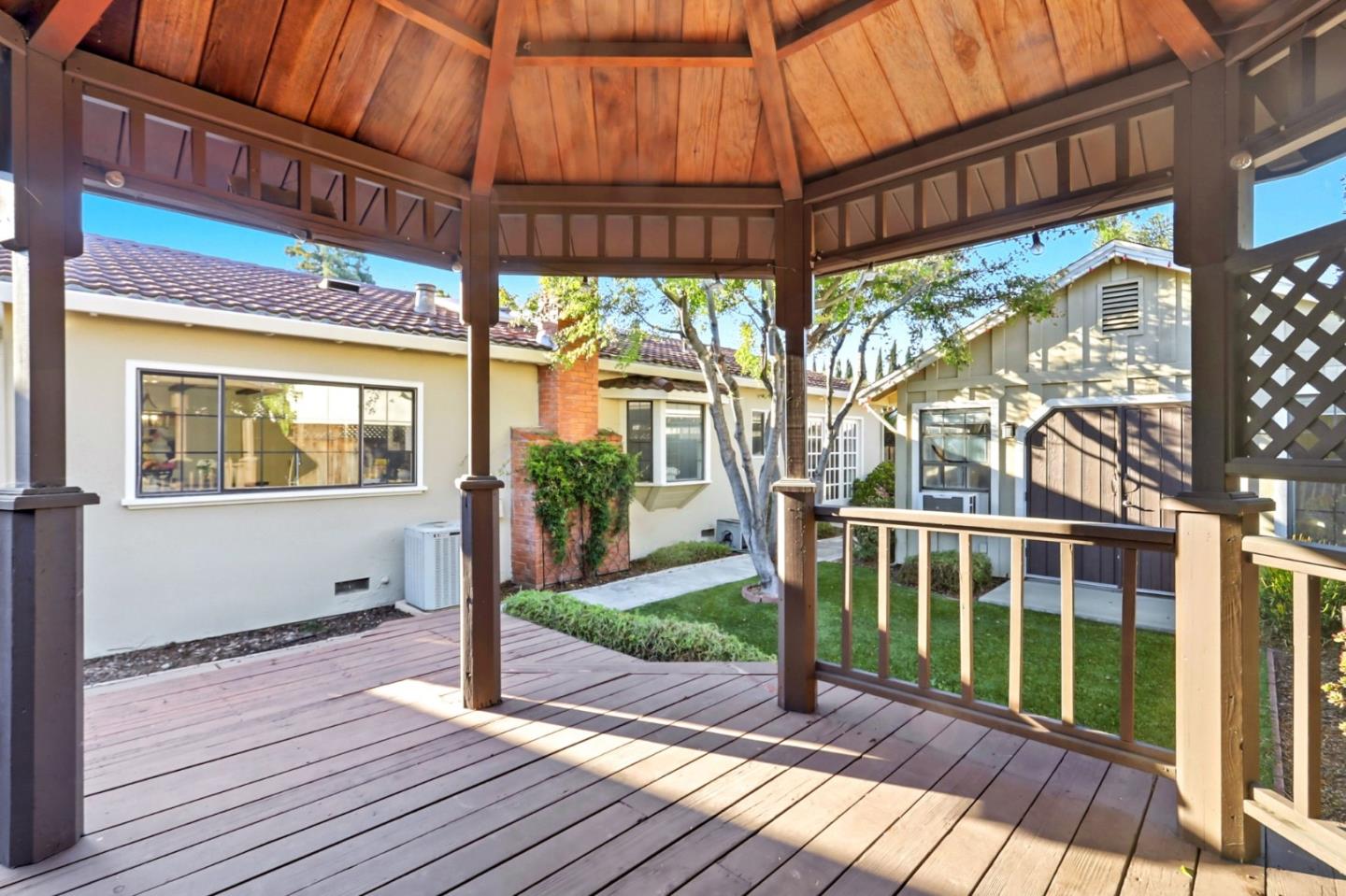 Detail Gallery Image 32 of 37 For 5012 Moonstone Ct, San Jose,  CA 95136 - 3 Beds | 2 Baths