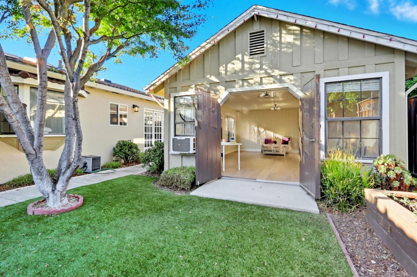 Detail Gallery Image 33 of 37 For 5012 Moonstone Ct, San Jose,  CA 95136 - 3 Beds | 2 Baths