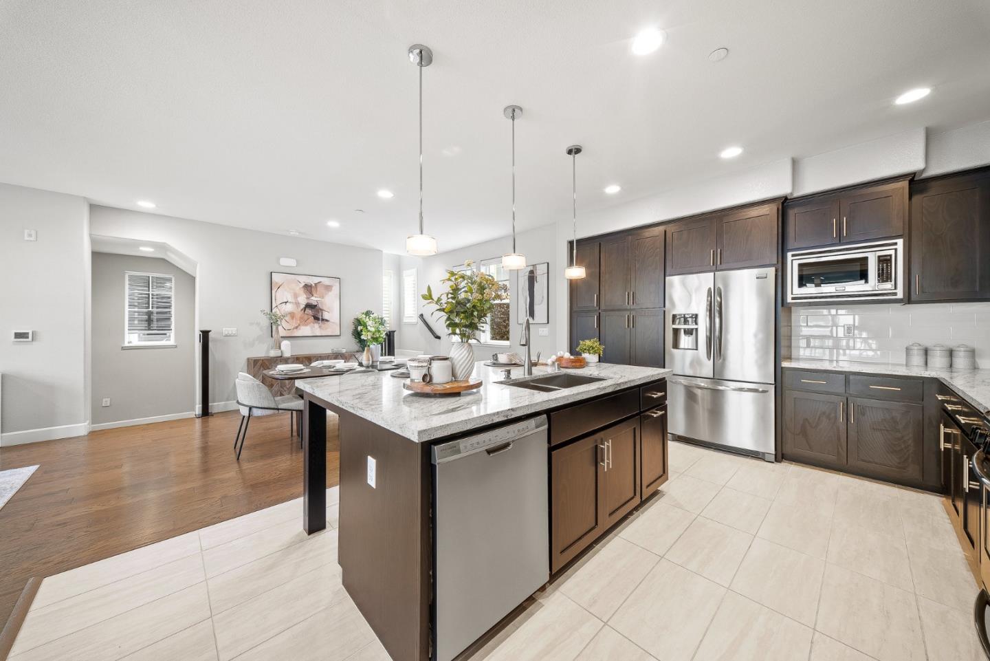 Detail Gallery Image 13 of 38 For 146 Incense Ter, Sunnyvale,  CA 94086 - 3 Beds | 3/1 Baths