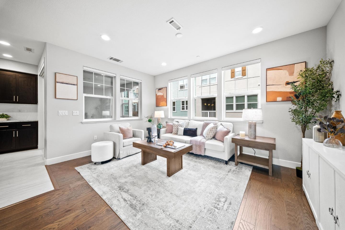 Detail Gallery Image 14 of 38 For 146 Incense Ter, Sunnyvale,  CA 94086 - 3 Beds | 3/1 Baths