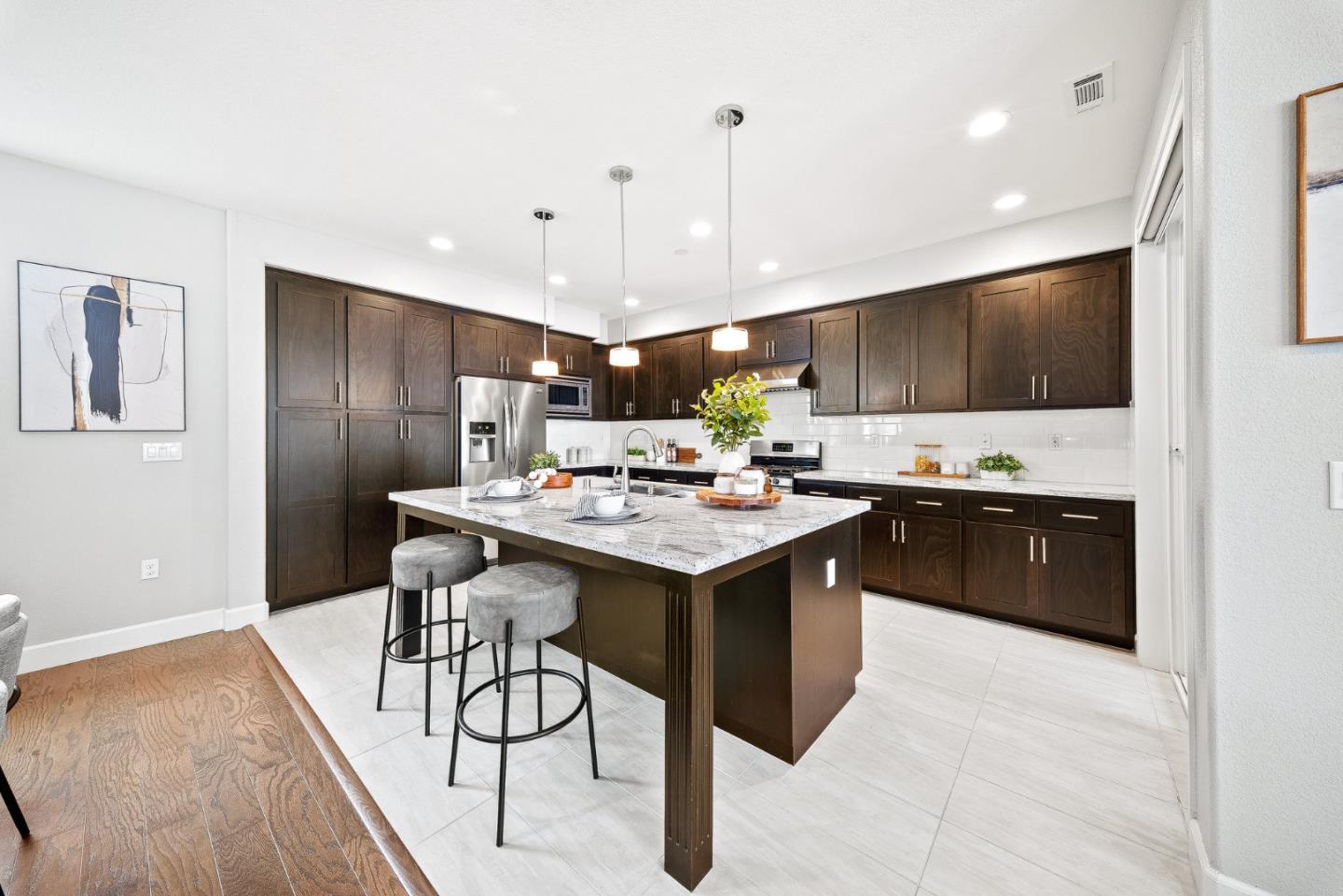 Detail Gallery Image 9 of 38 For 146 Incense Ter, Sunnyvale,  CA 94086 - 3 Beds | 3/1 Baths