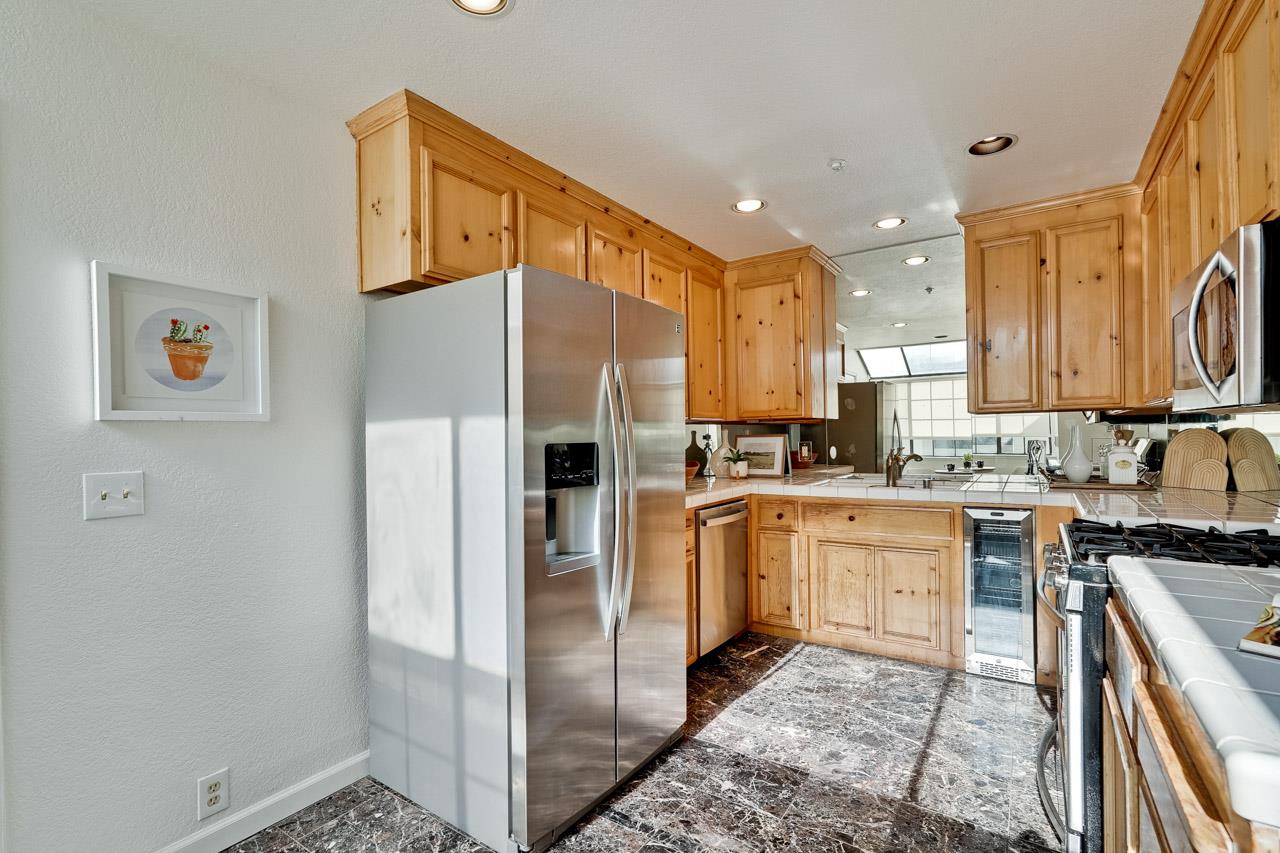 Detail Gallery Image 10 of 45 For 39331 Marbella Terraza, Fremont,  CA 94538 - 2 Beds | 3 Baths