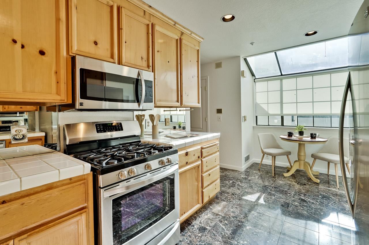 Detail Gallery Image 13 of 45 For 39331 Marbella Terraza, Fremont,  CA 94538 - 2 Beds | 3 Baths