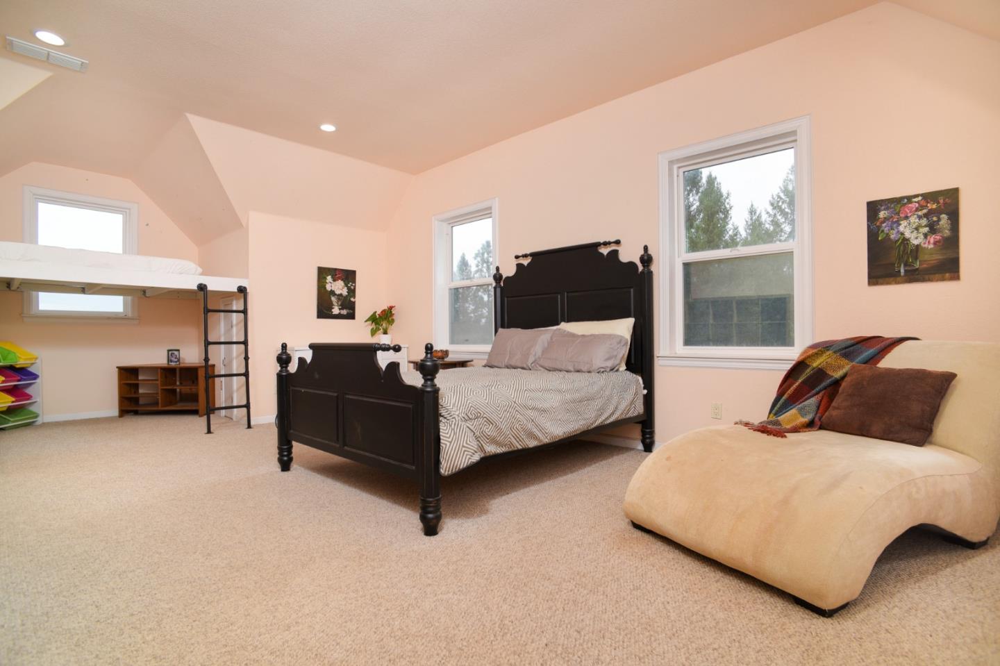 Detail Gallery Image 19 of 60 For 2800 Poppytree Ln, Georgetown,  CA 95634 - 3 Beds | 4 Baths